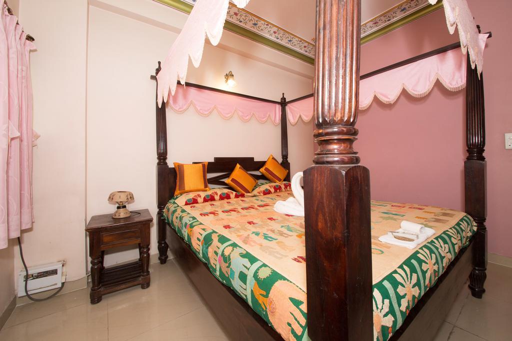 Hotel Moon Light Palace Jaipur Exteriör bild